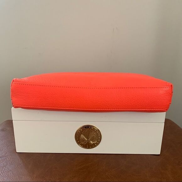India Hicks Insider - Flamingo - Picture 6 of 6